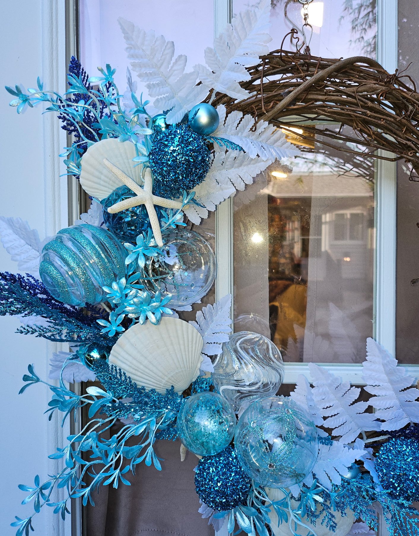 Lighted Coastal Christmas Grapevine Wreath image 3