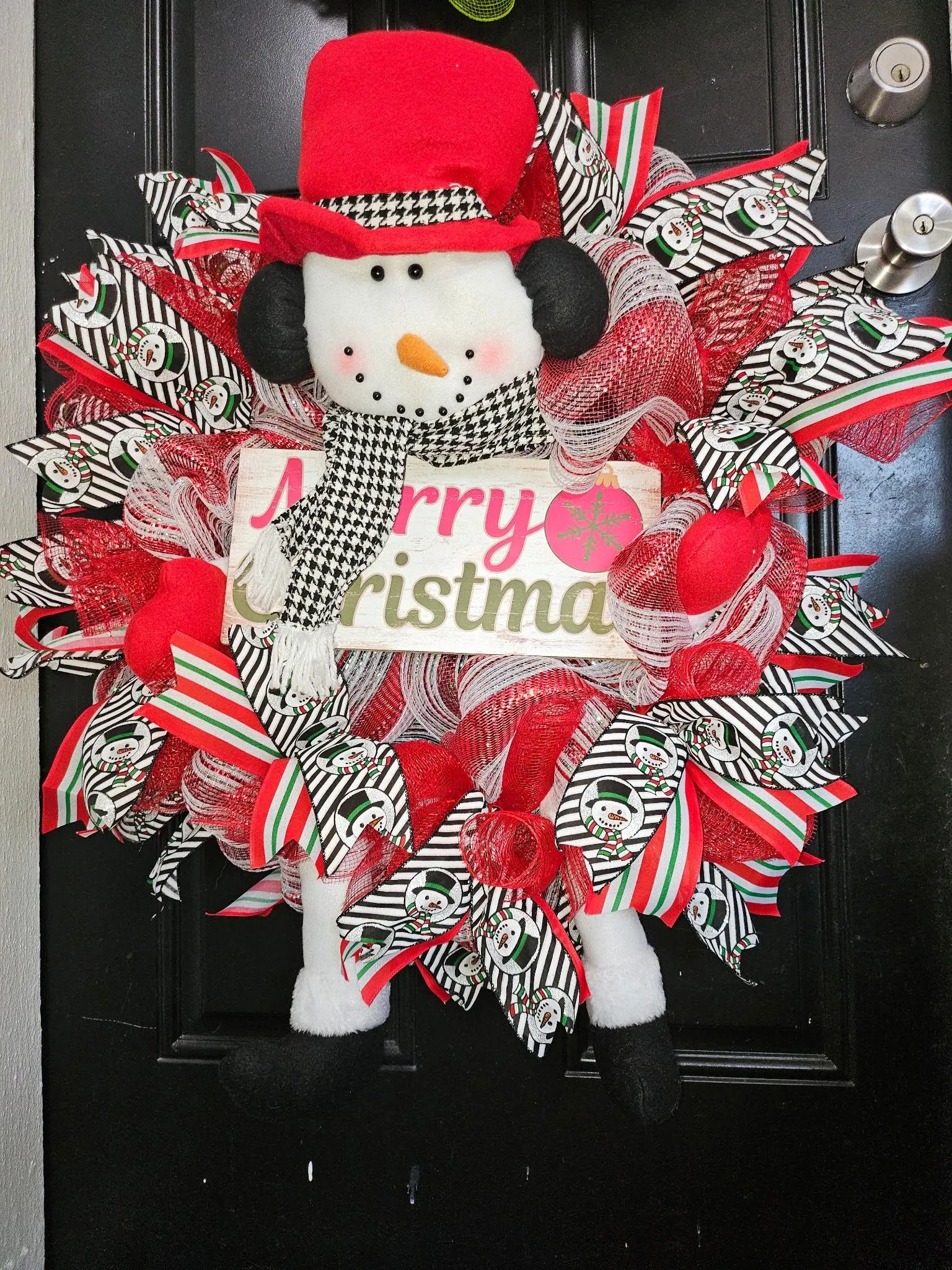 Frosty Merry Christmas Wreath image 2