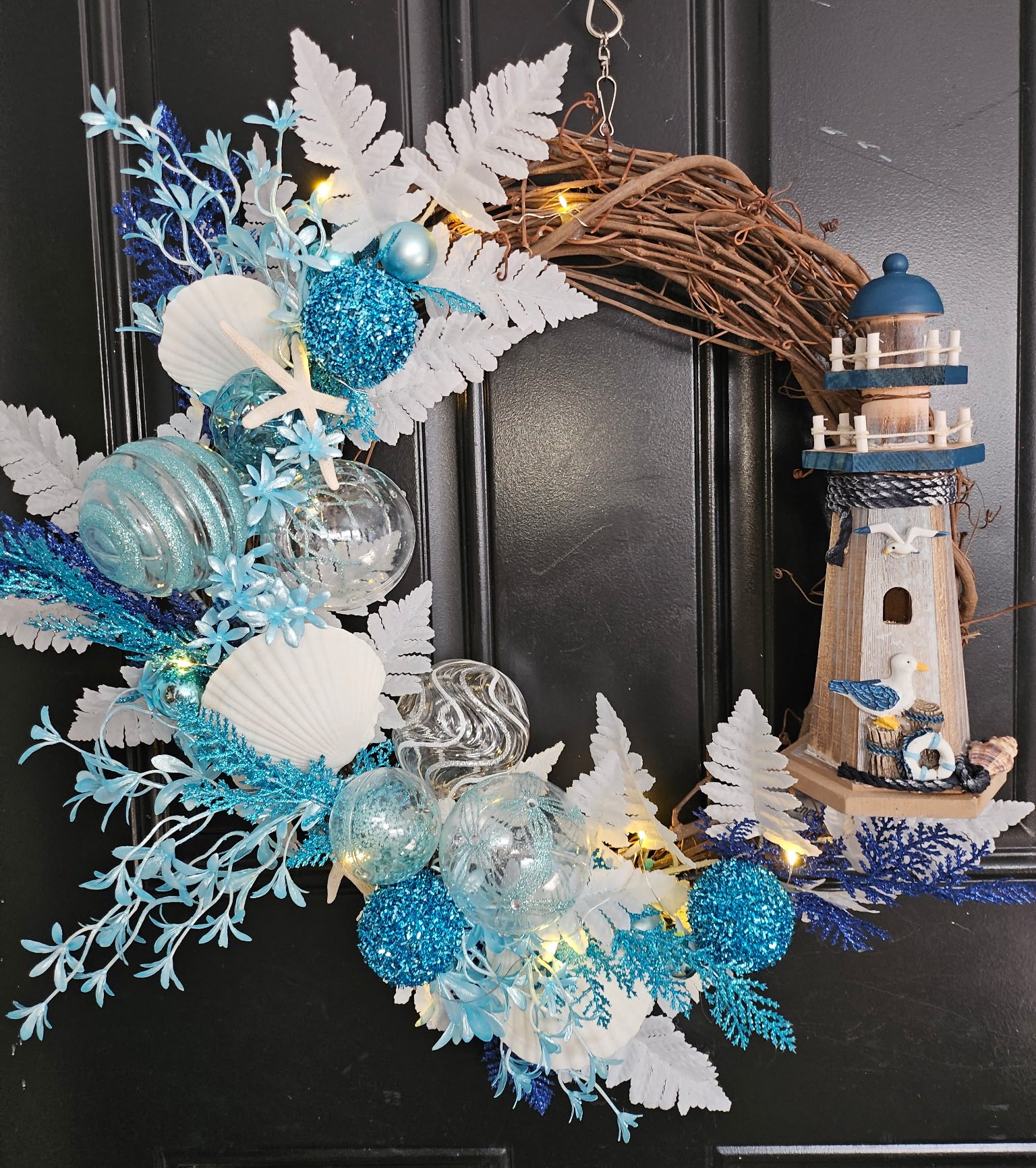 Lighted Coastal Christmas Grapevine Wreath