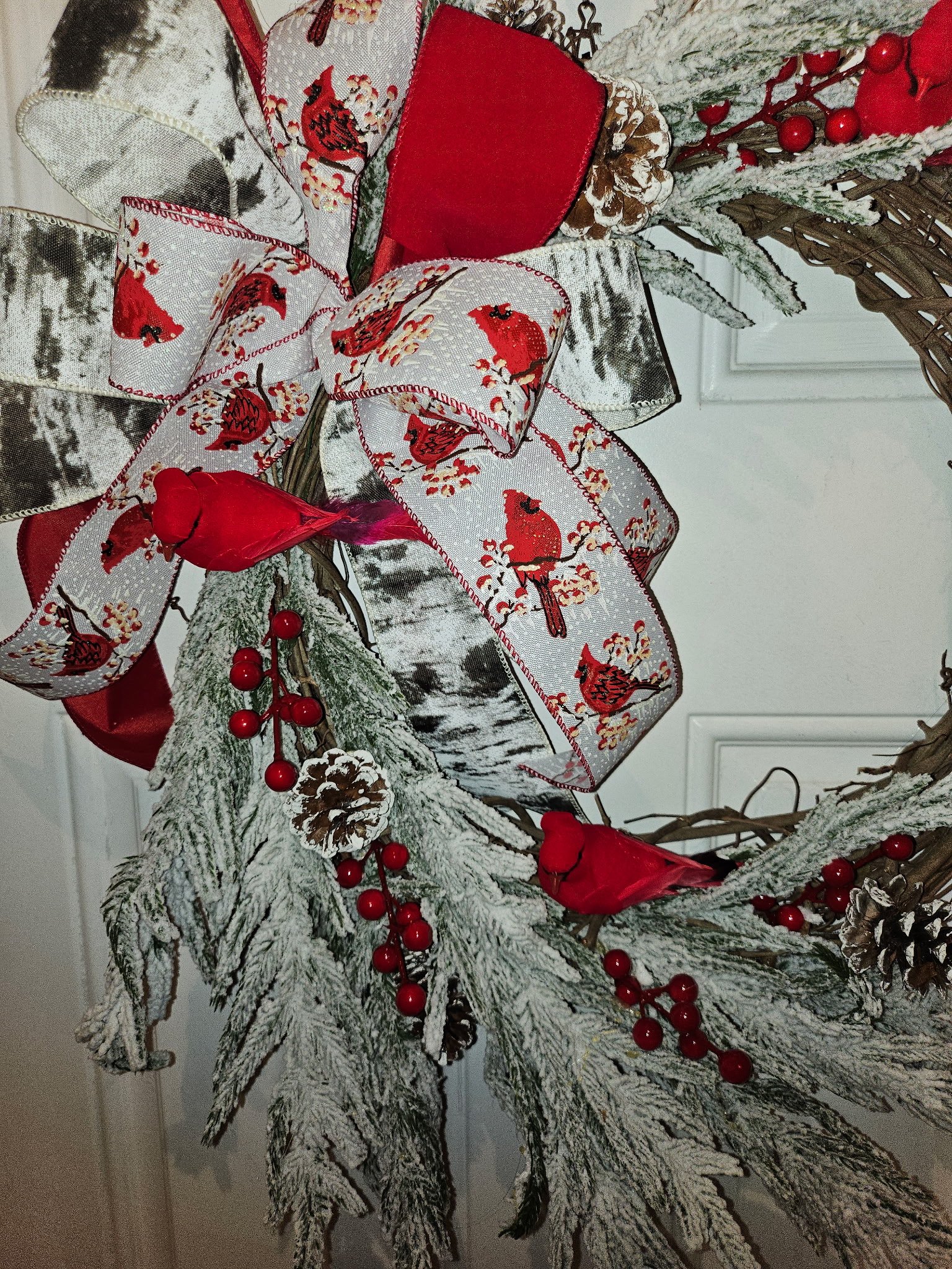 Winter Cardinal Grapevine Wreath image 3