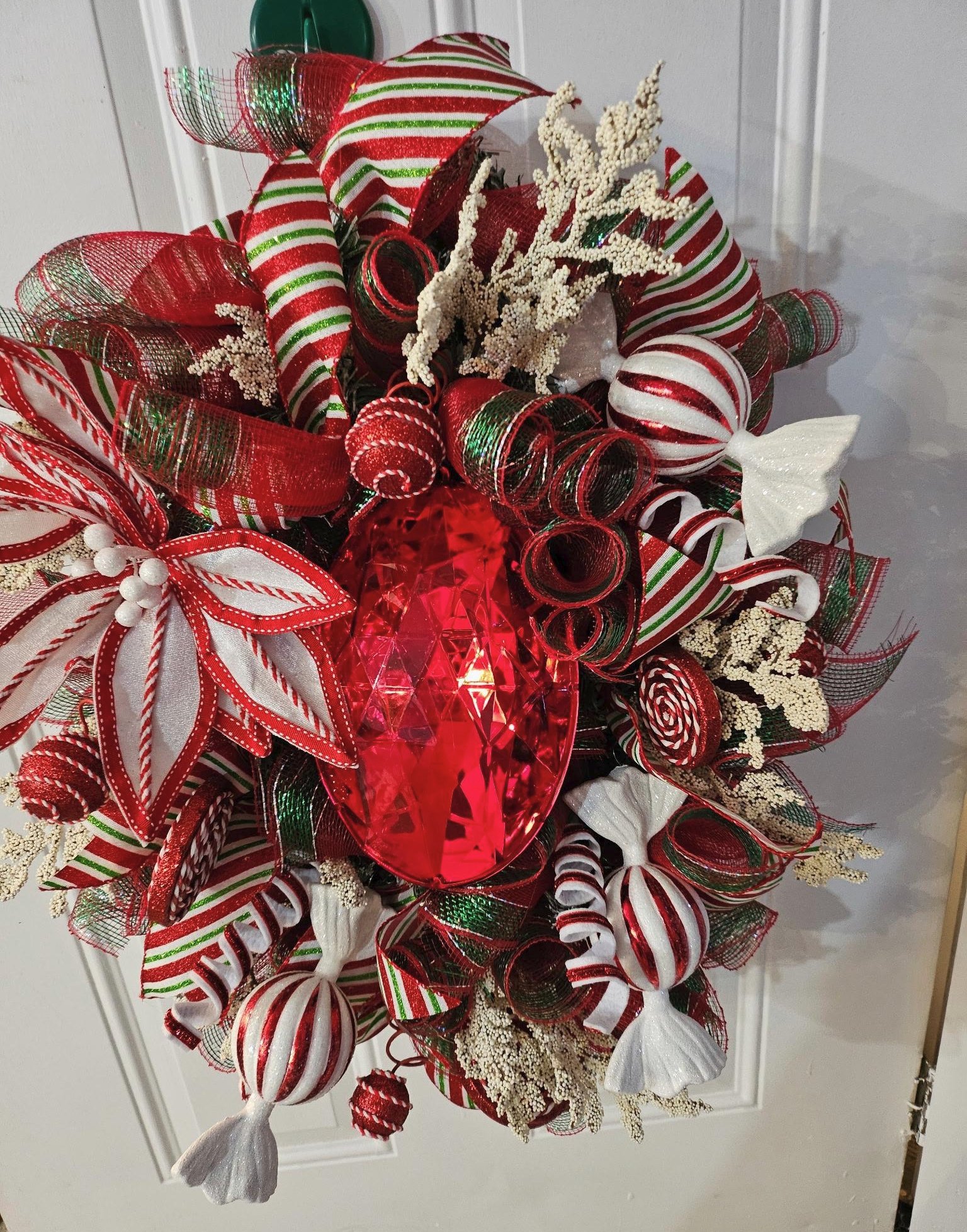 Vibrant Christmas Wreath image 3