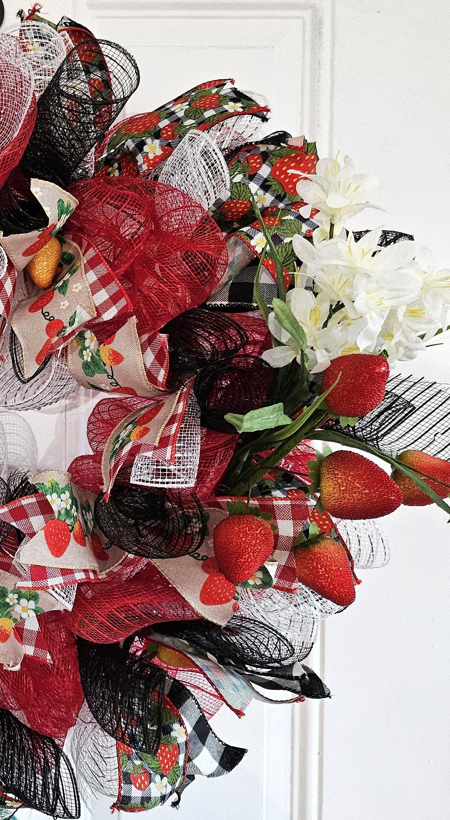 Summer Strawberry Welcome Wreath image 2
