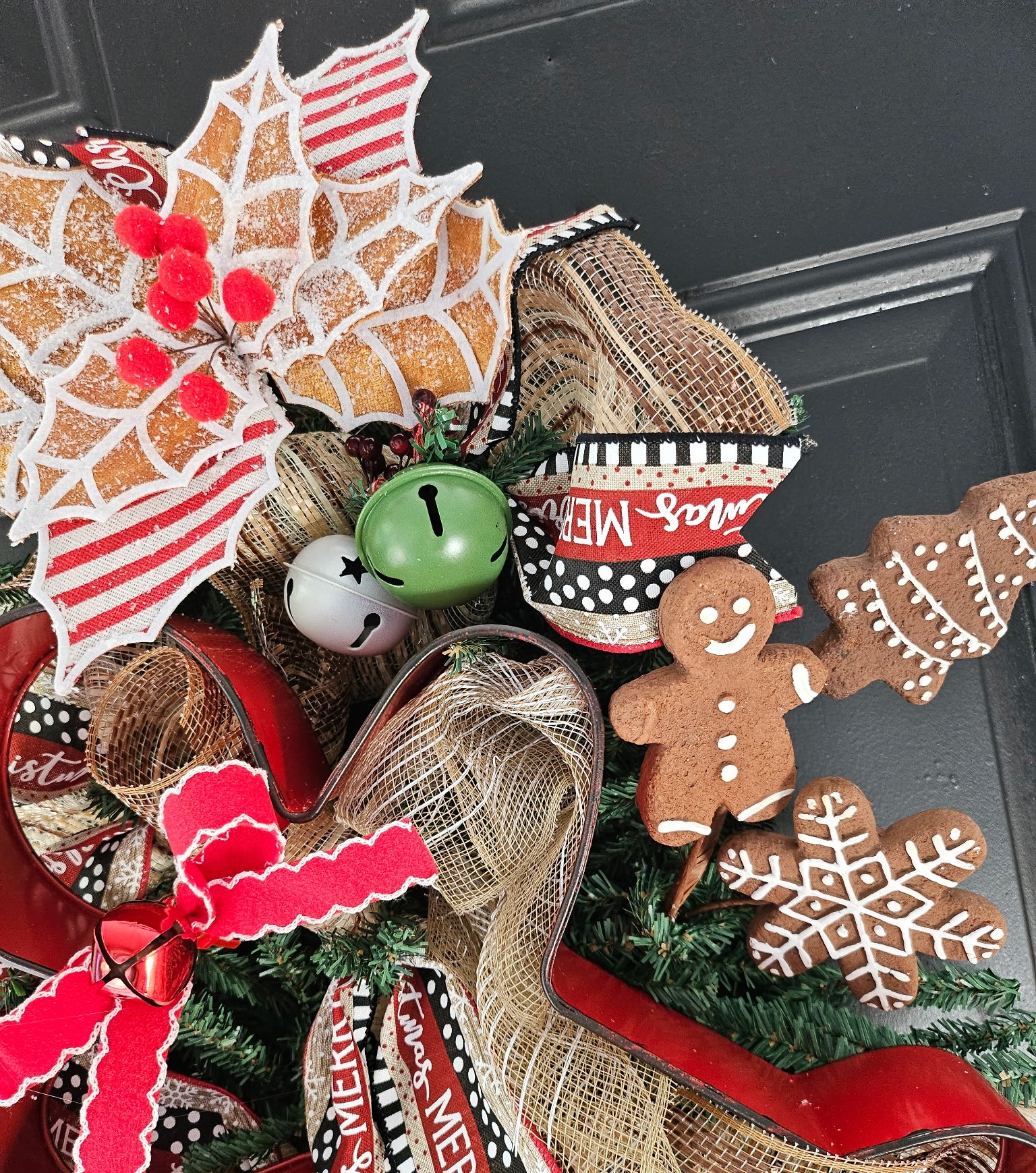 Christmas Gingerbread Wreath with Bells, Snowflakes & Holly Leaves image 5